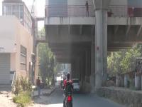 अरे देवा! मेट्रो स्टेशन तयार झालं पण नंतर कळालं उंचीच कमी, पुढं जे केलं ते पाहून थक्क व्हाल - Marathi News | metro station was built but later it was found to be too low, you will be amazed to see what they did next | Latest national News at Lokmat.com अरे देवा! मेट्रो स्टेशन तयार झालं पण नंतर कळालं उंचीच कमी, पुढं जे केलं ते पाहून थक्क व्हाल - Marathi News | metro station was built but later it was found to be too low, you will be amazed to see what they did next | Latest national News at Lokmat.com