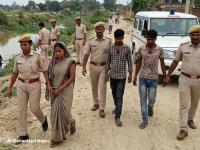 पती हरवल्याची तक्रार घेऊन पोलीस ठाण्यात आली; तपास सुरू झाला, समोर आले पत्नीचे दोन आशिक अन्..  - Marathi News | She went to the police station with a complaint that her husband was missing; investigation began, and two of her husband's lovers were found. | Latest crime News at Lokmat.com