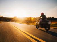 मोटरसायकल दीर्घकाळापर्यंत चालवायचीय? मग अशी काळजी घ्या... - Marathi News | Want to ride a motorcycle for a long time? Then take care of that ... | Latest auto Photos at Lokmat.com