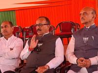 'घरातील लोकांना तिकीट हवं होतं म्हणून युती तोडली!'; भाजपचा शिंदेसेनेवर पलटवार - Marathi News | 'The alliance was broken because the people in the house wanted tickets!'; BJP counterattacks Shinde Sena | Latest chhatrapati-sambhajinagar News at Lokmat.com