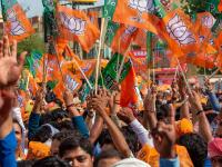 'खेला' उधळला, कमळ फुलले ! भाजप २०० पार; तृणमूलमध्ये हाहाकार, काँग्रेस, डाव्यांची परिस्थिती शोचनीय - Marathi News | 'Khela' is over, lotus blooms! BJP crosses 200; Chaos in Trinamool, Congress, Left's situation is deplorable | Latest national News at Lokmat.com