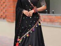 Makar Sankranti 2026: नजर हटू नये इतके सुंदर ८ काळे घागरे आणि लेहेंगे, संक्रांतीला करा खास खरेदी - Marathi News | Makar Sankranti 2026, black colour ghagra, lenhenga for makar Sankranti 2026, lehenga and ghagra shopping at low price | Latest sakhi Photos at Lokmat.com