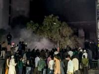 नाताळाच्या पूर्वसंध्येला बांगलादेशची राजधानी हादरली, पेट्रोल बॉम्बच्या स्फोटात एकाचा मृत्यू - Marathi News | Bangladesh capital shaken on Christmas Eve, one killed in petrol bomb blast | Latest international News at Lokmat.com