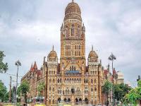 ‘तळ’ ठोकणारे अधिकारी रडारवर, मालमत्ता खात्यात वर्षानुवर्षे एकाच ठिकाणी कार्यरत : ७ दिवसांत पालिका आयुक्तांना अहवाल - Marathi News | Officers who are 'bottoming out' are on the radar, working in the same place for years in the property department: Report to the Municipal Commissioner within 7 days | Latest mumbai News at Lokmat.com