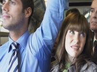 'हे' पदार्थ नियमित खात असाल घामाची दुर्गंधी येते जास्त, लोक पळतील तुमच्यापासून दूर! - Marathi News | Foods that make you smell in bed api | Latest beauty Photos at Lokmat.com