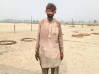 बॉर्डर पार करुन एकाचा भारतात प्रवेश करण्याचा प्रयत्न; BSF जवानांनी पाकिस्तानी नागरिकाला पकडले - Marathi News | A person tried to enter India by crossing the border; BSF jawans caught a Pakistani citizen | Latest national News at Lokmat.com बॉर्डर पार करुन एकाचा भारतात प्रवेश करण्याचा प्रयत्न; BSF जवानांनी पाकिस्तानी नागरिकाला पकडले - Marathi News | A person tried to enter India by crossing the border; BSF jawans caught a Pakistani citizen | Latest national News at Lokmat.com