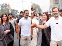 Rahul Gandhi: कदमो से कदम मिलते है; बॉलिवूड अभिनेत्री राहुल गांधींच्या यात्रेत - Marathi News | Kadamo se kadam meete hai; Bollywood actress pooja bhatt join Rahul Gandhi's bharat jodo yatra | Latest national Photos at Lokmat.com