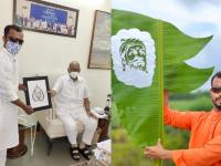 जागतिक अपंग दिन : अंध चित्रकाराची डोळस दृष्टी, पिंपळाच्या पानावर साकारल्या दिग्गज व्यक्ती - Marathi News | World Disability Day: Blind Painter's Eyesight, Veteran on Pimple Leaf | Latest solapur Photos at Lokmat.com