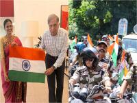 Ratan Tata: हर घर तिरंगा... देश का नमक म्हणणाऱ्या रतत टाटांनीही फडकवला झेंडा - Marathi News | Ratat Tata hoisting flag of india, who said Har Ghar Triranga... Desh Ka Namak, also hoisted the flag | Latest national Photos at Lokmat.com