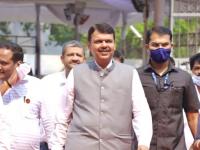 Devendra Fadanvis: 'लहान मुलगाही सांगेल शिवसेनेची भविष्यात काय अवस्था होईल' - Marathi News | Devendra Fadanvis: 'Even a child will tell what will happen to Shiv Sena in future' | Latest mumbai Photos at Lokmat.com