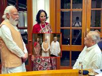 Rakesh Jhunjhunwala: खुर्चीवरील बैठक अन् चुरगाळलेला शर्ट, मोदींसोबतचा फोटो झाला होता व्हायरल - Marathi News | Rakesh Jhunjhunwala: That photo and the crumpled shirt, the meeting with Narendra Modi went viral of rakesh jhunjhunwala | Latest business Photos at Lokmat.com