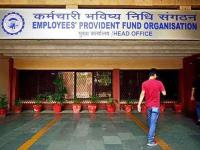 PF खातेदारांना बसणार 'जोर का झटका'! असं आहे कारण - Marathi News | PF crore account holders worry EPFO may cut interest rate this year due to corona pandemic | Latest business Photos at Lokmat.com