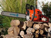 Chainsaw: ही मशीन नेमकी कशासाठी वापरली जायची? लाकूड तोड नाही, मुले जन्माला घालण्यासाठी... - Marathi News | What exactly is this Chainsaw machine used for? Not for wood cutting, to give Originally Invented For Childbirth in C Section | Latest health Photos at Lokmat.com