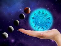 Lunar Eclipse November 2022: चंद्रग्रहण: ‘या’ ५ राशीचे लोकं होतील मालमाल, शुभ-लाभ; कोणावर प्रतिकूल प्रभाव? जाणून घ्या - Marathi News | chandra grahan november 2022 know about effect on all zodiac signs of lunar eclipse on kartik purnima november 2022 | Latest bhakti Photos at Lokmat.com