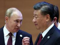 चीनसोबत युद्ध झालं तर...; रशियाचा सीक्रेट प्लॅन उघड, पुतिन यांनी आखली योजना - Marathi News | Russian Documents Leaked, Nuclear weapons Russia planning nuclear strike to counter Chinese invasion | Latest international Photos at Lokmat.com