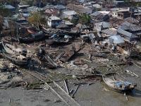 'हे' आहेत जगातील 10 सर्वात मोठे चक्रीवादळं; तांडव आठवले, की आजही उडतो लोकांचा थरकाप - Marathi News | know about the worlds dangerous cyclones which creates big tragedies sna | Latest international Photos at Lokmat.com