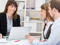 'या' देशातील श्रीमंतांची संपत्ती सांभाळा अन् वर्षाला 3 कोटी रुपये पगार मिळवा! - Marathi News | manage the income of American billionaires and earn billions of rupees | Latest international Photos at Lokmat.com