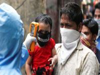 Coronavirus: वैज्ञानिकांसाठी बनलं रहस्य! भारतात अचानक कोरोना रुग्णांमध्ये घट कशी झाली? - Marathi News | Coronavirus: Mystery for Scientists! How did the sudden decline in corona patients in India? | Latest health Photos at Lokmat.com