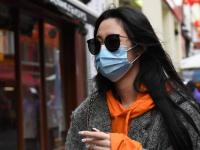 Coronavirus: घरातचं कोरोनाचं संक्रमण होण्याचा धोका अधिक?; ब्रिटन सरकारच्या रिपोर्टमध्ये मोठी माहिती - Marathi News | Coronavirus: UK data shows most covid 19 transmissions happen in homes says health minister | Latest international Photos at Lokmat.com