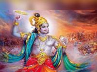 Sudharshan Chakra Power : ब्रह्मास्त्रापेक्षाही घातक असलेल्या सुदर्शन चक्राचा वेग अणि वजन किती होतं? खासियत जाणून व्हाल अवाक - Marathi News | Lord vishnu's Sudharshan Chakra Power Know about the speed and weight of Sudharshan Chakra which is more dangerous than Brahmastra | Latest bhakti Photos at Lokmat.com