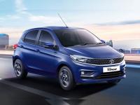 Tata Tiago launch: टाटाचा धमाका! आज लॉन्च करणार सर्वात स्वस्त इलेक्ट्रिक कार; जाणून घ्या, किती असू शकते किंमत? - Marathi News | Tata Tiago launch: TATA's Cheapest electric car to launch today know about the price and features | Latest auto Photos at Lokmat.com