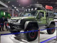Thar आणि Jimny विसरून जाल, ढासू आहे ही SUV; जाणून घ्या किंमत आन् फीचर्स - Marathi News | Know about the Mahindra thar and maruti jimny rival SUV force gurkha features and price | Latest auto Photos at Lokmat.com