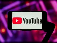 Youtube वर असे व्हिडिओ अपलोड करा, नोकरीची गरज नाही; दर महिन्याला होईल 50000 रुपयांची कमाई! - Marathi News | How earn money from youtube Upload such videos to Youtube | Latest tech Photos at Lokmat.com