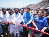 ‘मिसिंग लिंक’ नाही, मग आता काय म्हणायचे?; विशेष मार्गिकेला CM फडणवीसांनी दिले नवीन नाव - Marathi News | now mumbai pune expressway missing link new name cm devendra fadnavis gives special name to special route | Latest pune News at Lokmat.com