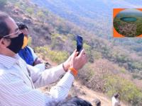 ...अन् मुख्यमंत्र्यांमधील 'फोटोग्राफर' जागा झाला, लोणारचं मोबाईल क्लीक - Marathi News | ... 'Photographer' post by CM uddhav thackeray, Lonar's mobile click by cm | Latest buldhana Photos at Lokmat.com