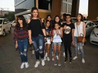 Photos : जस्टिन बीबरच्या कॉन्सर्टसाठी बॉलिवूडकरांची गर्दी - Marathi News | Photos: The crowd of Bollywoodwomen for Justin Biber's concert | Latest filmy Photos at Lokmat.com