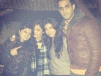 धोनीची पत्नी साक्षी अन् विराटची पत्नी अनुष्का यांच्यातील नाते तुम्हाला माहिती आहे काय? - Marathi News | Do you know the relationship between Dhoni's wife and Virat's wife Anushka? | Latest filmy Photos at Lokmat.com