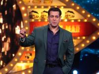 सलमान खान सोडणार बिग बॉस; जाणून घ्या त्यामागचे कारण! - Marathi News | Salman Khan to leave Bigg Boss; Learn the reason behind! | Latest filmy Photos at Lokmat.com