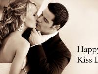 KISS DAY SPECIAL : आपणास माहित आहेत का ‘किस’चे प्रकार! - Marathi News | KISS DAY SPECIAL: You know what type of 'KISS! | Latest fashion Photos at Lokmat.com