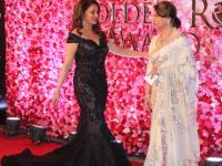 Bollywood Diva at Lux Golden Rose Awards - Marathi News | Golden Rose Awards | Latest filmy Photos at Lokmat.com