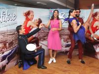 Ranveer Singh & Vaani Kapoor with Lido dancers from paris at Yashraj studios - Marathi News | Ranveer Singh & Vaani Kapoor with Lido Dancers from Paris and Yashraj Studios | Latest filmy Photos at Lokmat.com