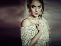 Birthday Special : ​सोनाक्षी सिन्हाबद्दल जाणून घ्या, काही माहित नसलेल्या गोष्टी! - Marathi News | Birthday Special: Learn about Sonakshi Sinha, things you do not know! | Latest filmy Photos at Lokmat.com