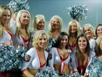IPL Fever : असा असतो IPL च्या चीयरगर्ल्सचा जलवा ! - Marathi News | IPL Fever: So beware of CheerGirls! | Latest fashion Photos at Lokmat.com