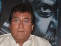 सेलिब्रिटींनी दिली टिवटरवरून श्रद्धांजली - Marathi News | Celebrities pay tribute to Twitters | Latest filmy Photos at Lokmat.com