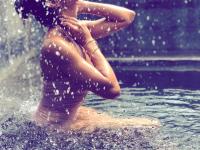 ​जॅकलिन फर्नांडिसने अशा हॉट अंदाजात केले नव्या वर्षाचे स्वागत! - Marathi News | Jacqueline Fernandes welcomed the new year in such a hot endeavor! | Latest filmy Photos at Lokmat.com