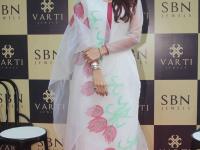 Shilpa Shetty inaugurates a jewellery store - Marathi News | Shilpa Shetty inaugurates a jewelery store | Latest filmy Photos at Lokmat.com