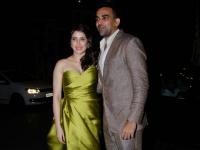 ​झहीर खान व सागरिका घाटगेच्या साखरपुड्याला सेलिब्रिटींची हजेरी! - Marathi News | Zaheer Khan and Sagarika Ghatge celebrity attendance! | Latest filmy Photos at Lokmat.com