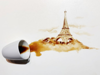 यापुढे कॉफी सांडली तर वाईट वाटून घेऊ नका, गिऊलिया तुम्हाला त्यापासून चित्र काढुन देईल - Marathi News | italian painter giulia coffee painting goes viral on internet | Latest jarahatke Photos at Lokmat.com