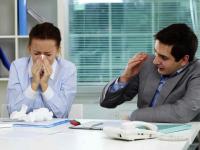 काय आहे Office Cold?, जाणून घ्या या आजारापासून बचावाचे उपाय - Marathi News | What is Office Cold ? lifestyle tricks to prevent office cold | Latest health Photos at Lokmat.com