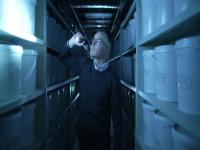 विना परवानगी मृतदेहाच्या डोक्यातून का काढले मेंदू?; आतापर्यंत १० हजार Brain जमा - Marathi News | Why brains were removed from dead heads without permission?; So far 10 thousand Brains accumulated | Latest jarahatke Photos at Lokmat.com