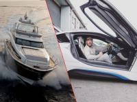 OMG: २३ कोटींच्या गाड्या अन् २८ कोटींची सुपर बोट; या खेळाडूचा थाट पाहून व्हाल अवाक्! - Marathi News | Conor McGregor owns car collection with two Lamborghinis, four Rolls Royces and luxury bespoke yacht | Latest other-sports Photos at Lokmat.com