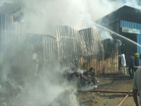 नाशिकमध्ये कापड रिसायकल कारखान्याला भीषण आग