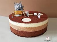 पर्सनलाइज्ड केकने बोअर झाले असाल तर हे अनोखे केक डिझाइन बघा! - Marathi News | Miniature worlds desserts by Matteo Stucchi pastry chef | Latest food Photos at Lokmat.com