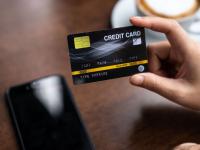 Best Credit Cards in Market: पहिल्यांदाच क्रेडिट कार्ड घेणार असाल तर, हे ऑप्शन आहेत बेस्ट...कसे निवडाल, जाणून घ्या... - Marathi News | Best Credit Cards in Market tips: If you are going to buy a credit card for the first time, these are the best options ... Know ... | Latest business Photos at Lokmat.com