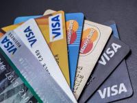 क्रेडिट कार्डांच्या विळख्यात..! क्रेडिट कार्डवर राेख रक्कम उचलली तर काय हाेते? - Marathi News | In the throes of credit cards What happens if you withdraw cash on a credit card? | Latest editorial News at Lokmat.com क्रेडिट कार्डांच्या विळख्यात..! क्रेडिट कार्डवर राेख रक्कम उचलली तर काय हाेते? - Marathi News | In the throes of credit cards What happens if you withdraw cash on a credit card? | Latest editorial News at Lokmat.com