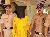 कल्याणमध्ये ७८ वर्षीय भोंदूबाबाचा अल्पवयीन मुलीवर लैंगिक अत्याचार - Marathi News | 78-year-old Bhondubaba sexually assaults minor girl in Kalyan | Latest kalyan-dombivli News at Lokmat.com कल्याणमध्ये ७८ वर्षीय भोंदूबाबाचा अल्पवयीन मुलीवर लैंगिक अत्याचार - Marathi News | 78-year-old Bhondubaba sexually assaults minor girl in Kalyan | Latest kalyan-dombivli News at Lokmat.com